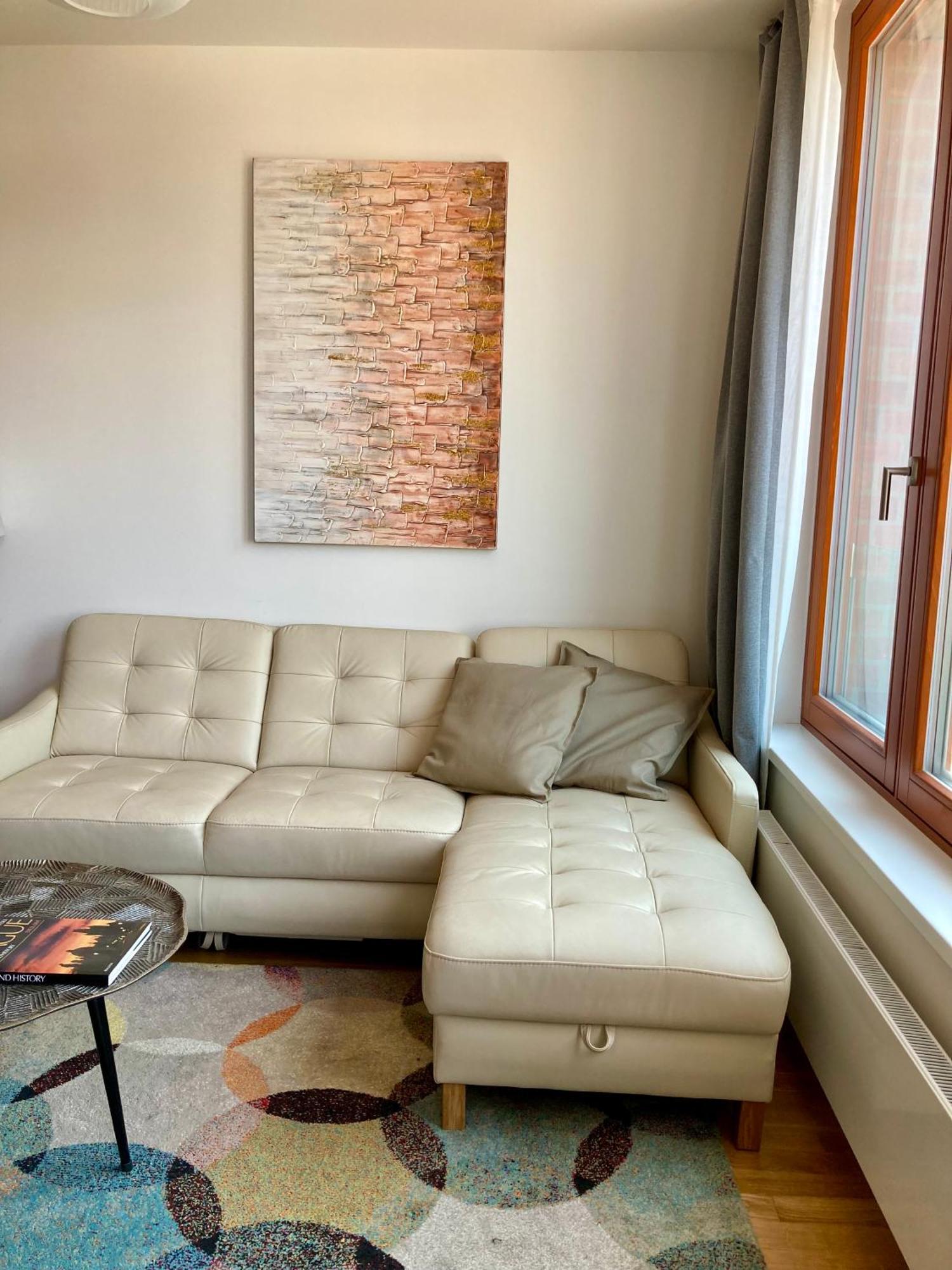Charming With A Balcony In A Great Location Appartement