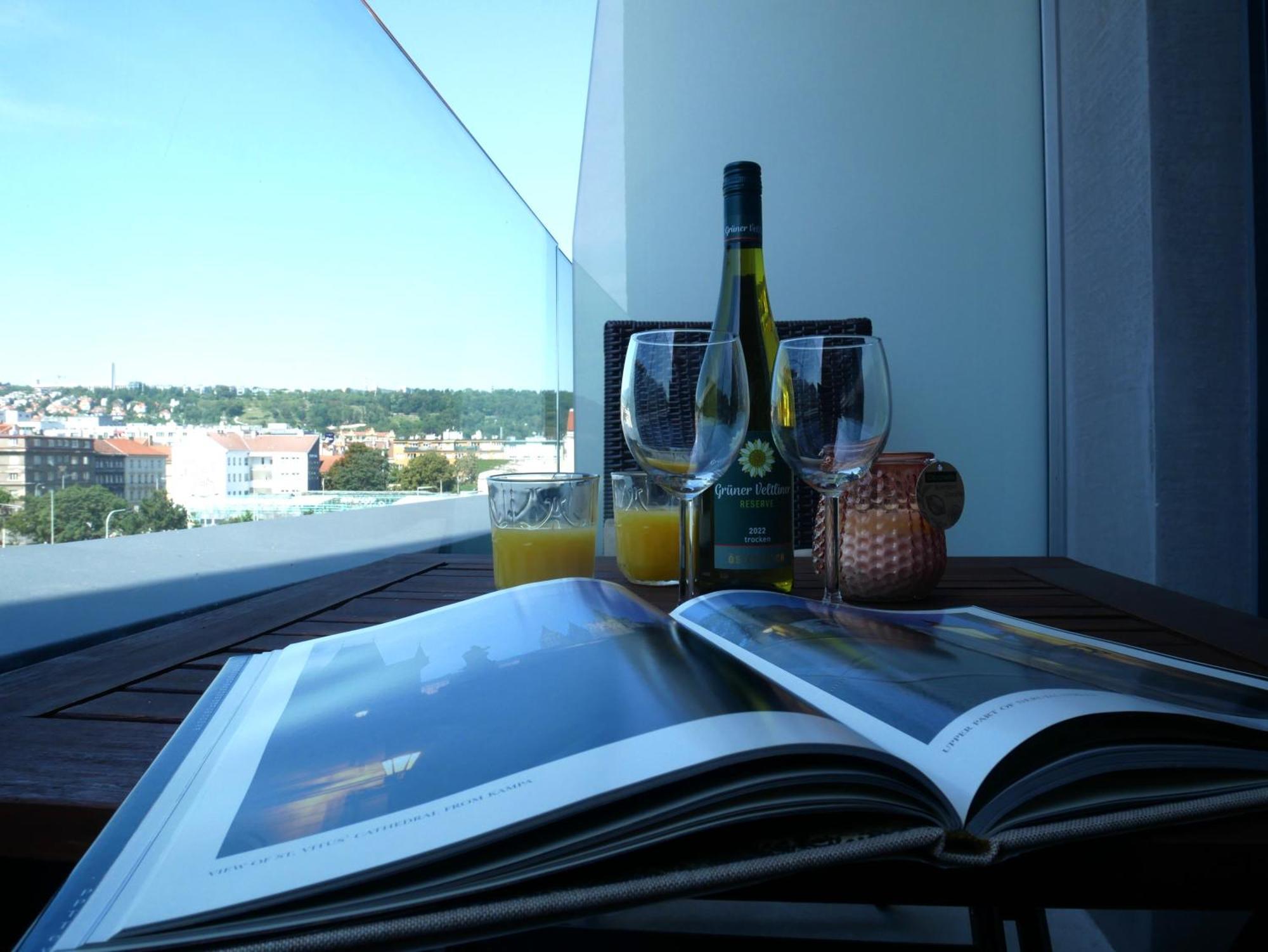 Appartement Charming With A Balcony In A Great Location Praag